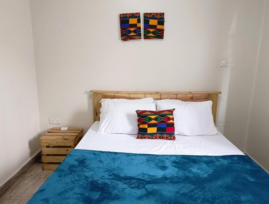 Amaryllis Blue,8mins Source To River Nile,secure, Peaceful, Great Location Jinja