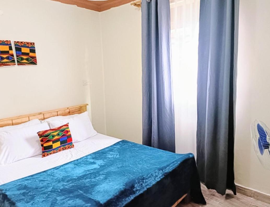 Amaryllis Blue,8mins Source To River Nile,secure, Peaceful, Great Location Apartment *